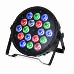 Luz LED RGB 18 cabezales escenario — fondo blanco