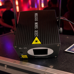 Lámpara Láser RGB Efecto Disco con Control Remoto — lifestyle