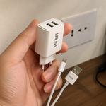Cargador Dual USB Compacto Certificado Chile — lifestyle