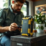 Cargador de Emergencia Portátil Omnix — lifestyle