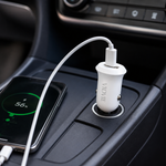Cargador Auto Rápido CC545 12V — lifestyle