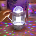 Lámpara portátil LED recargable — lifestyle