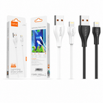 Cable de datos iPhone Lightning — fondo blanco