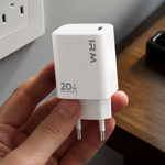 Cargador Rápido 20W USB Tipo C — lifestyle