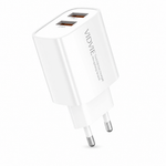 Cable de datos USB tipo C — fondo blanco