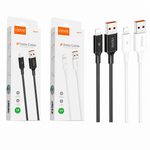 Cable de datos Lightning para iPhone — fondo blanco
