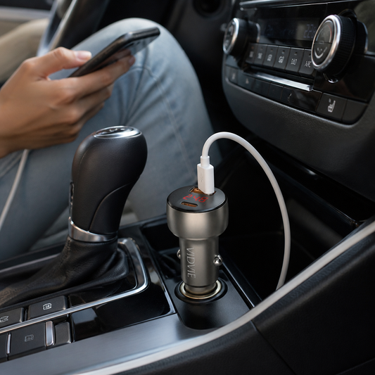 Cargador de Auto Dual USB Tipo C — lifestyle