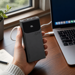 Batería portátil 20000 mAh carga rápida — lifestyle