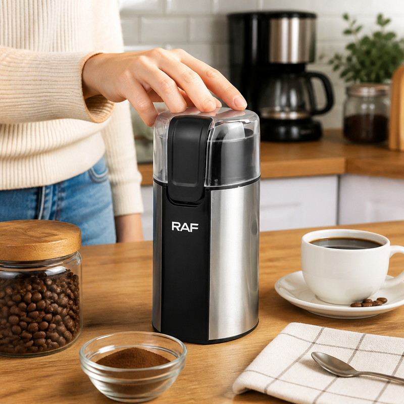 Molinillo de Café Eléctrico Omnix — lifestyle
