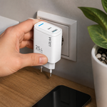 Cargador rápido con cable USB tipo C — lifestyle