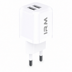 Cargador rápido con cable USB-C — fondo blanco