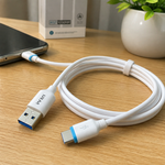 Cable de datos USB-C — lifestyle