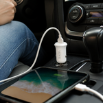 Cargador de Auto IP 12V - Omnix — lifestyle