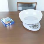 Balanza Digital de Cocina Omnix — lifestyle