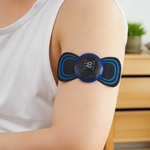 Masajeador mini portátil — lifestyle