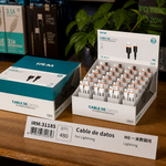 Cable datos iPhone Lightning — lifestyle