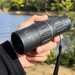 Telescopio monocular portátil — lifestyle