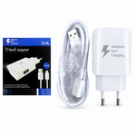 Cargador Samsung V8 Rápido USB — fondo blanco