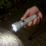 Linterna LED Aluminio Recargable Potente — lifestyle
