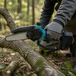 Motosierra Eléctrica 6" con Depósito Aceite — lifestyle