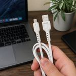 Cable de datos V8 — lifestyle