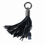 Cable USB llavero carga rápida — fondo blanco